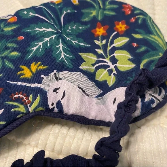 Printfresh Unicorn Garden Sleep Mask and Scrunchie Set - Picture 12 of 12